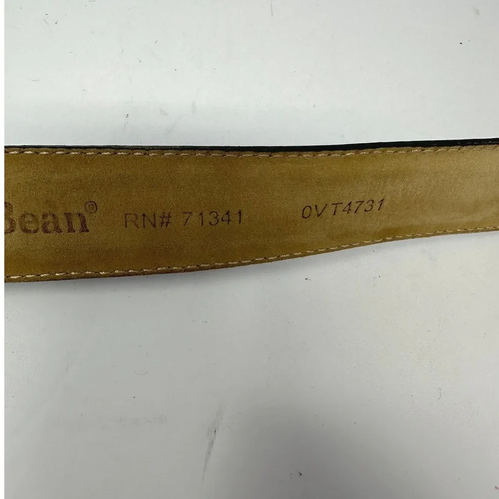 LL Bean Mens Burgundy Leather Belt 42 Solid Brass Buckle Made in Turkey 0VT4731